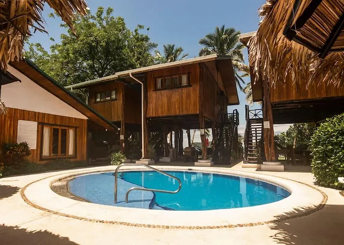 Tree House Unit 4 * Sámara